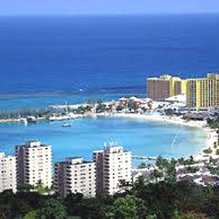 Turtle Beach Towers Apt 22 C - אוצ'ו ריוס מראה חיצוני תמונה